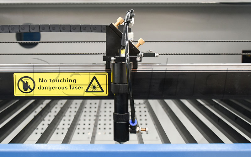laser engraving wood with CO2 laser machine