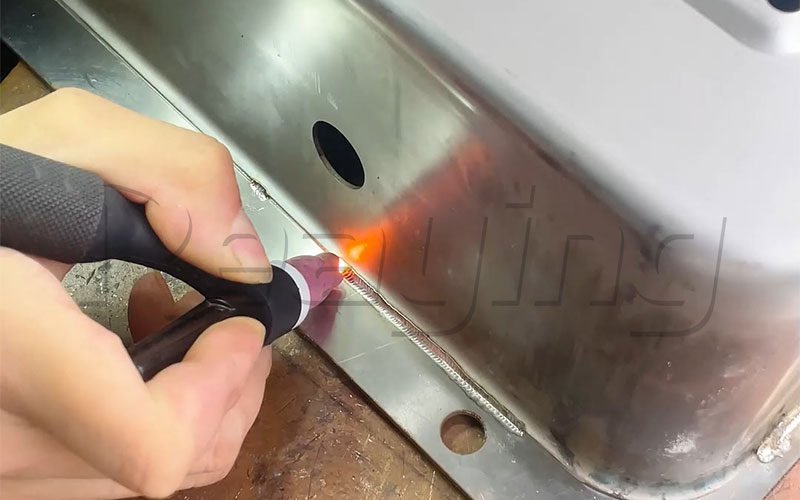What Products Need a Laser Welding Machine? 2 laser welding stainless steel sink